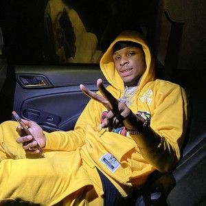 Meet your Posher, Azimah